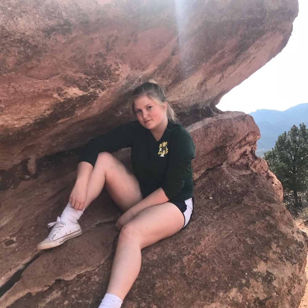 Meet your Posher, Elizabeth